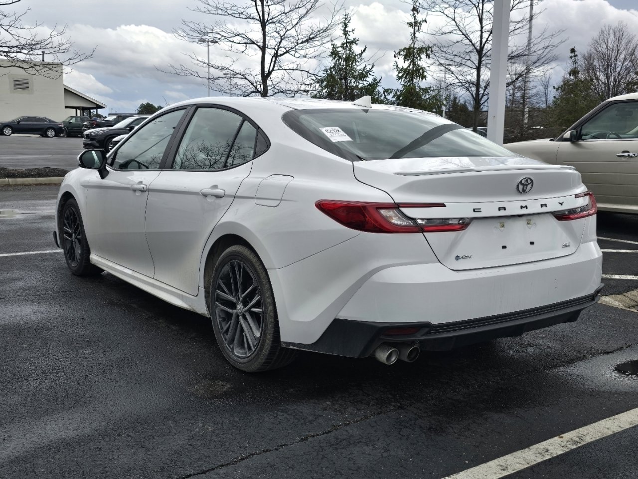 Certified 2025 Toyota Camry SE image 5