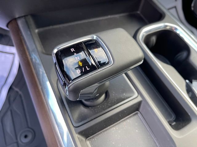 Used 2024 Chevrolet Silverado 1500 High Country w/ High Country Premium Package image 12