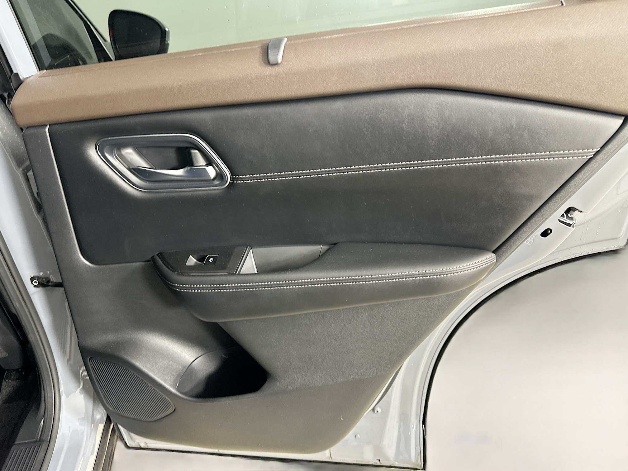 Used 2021 Nissan Rogue Platinum AWD/4WD image 38