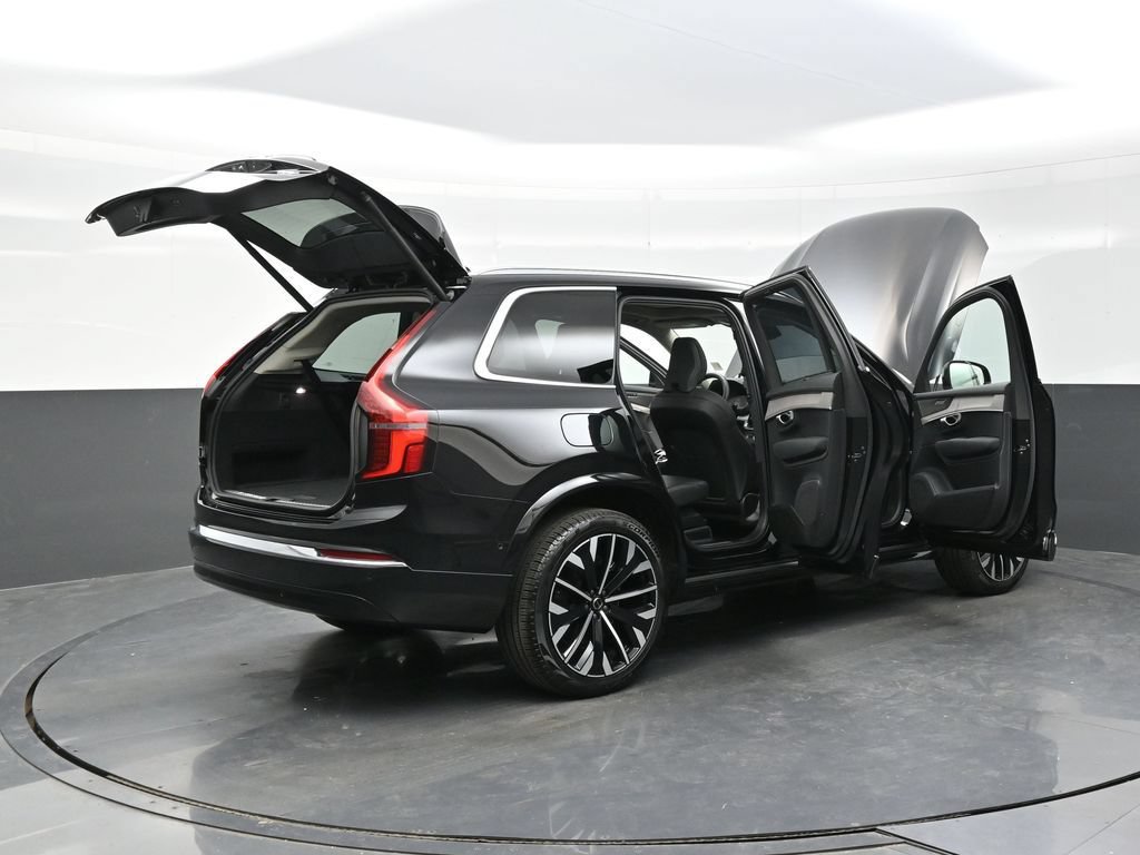 Used 2025 Volvo XC90 B5 Ultra AWD/4WD image 43