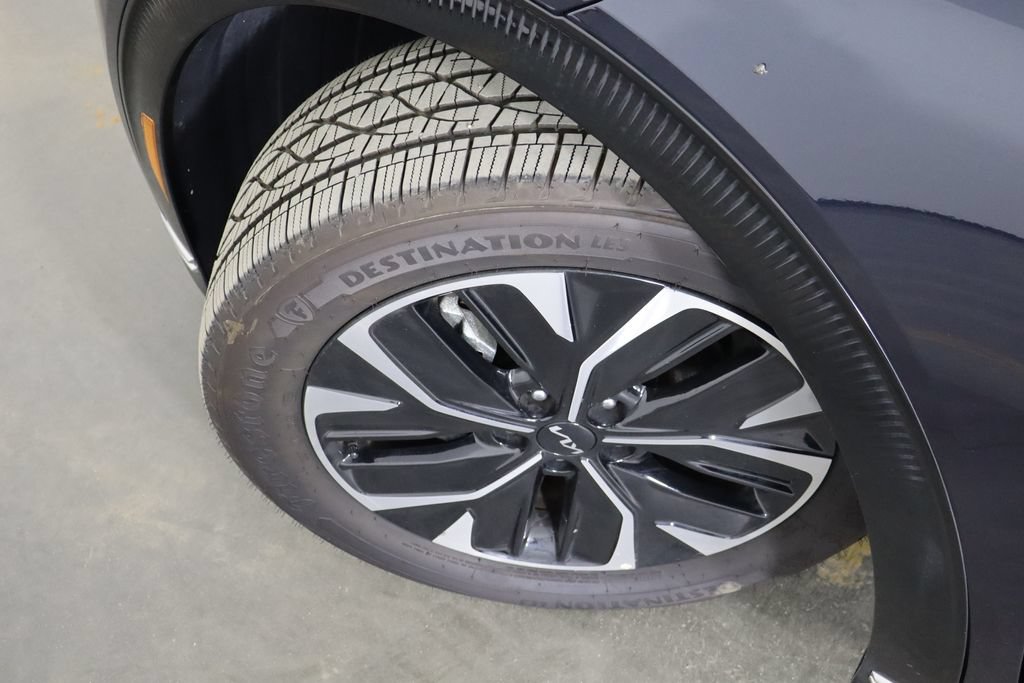 Used 2023 Kia EV6 Wind RWD image 44