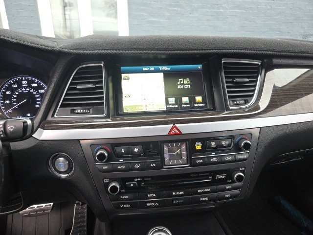 Used 2015 Hyundai Genesis 3.8 w/ Option Group 03 image 5