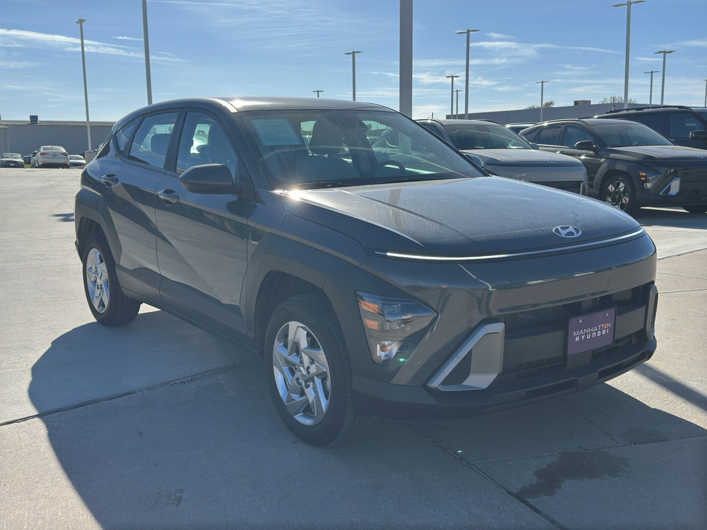 Certified 2024 Hyundai Kona SE image 2