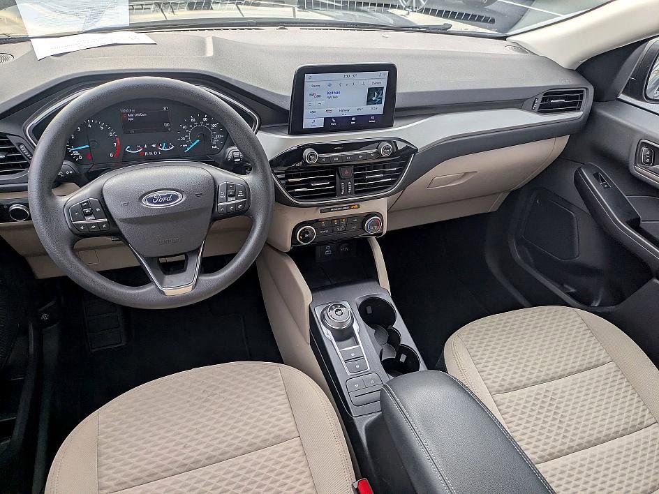 Used 2022 Ford Escape SE image 26