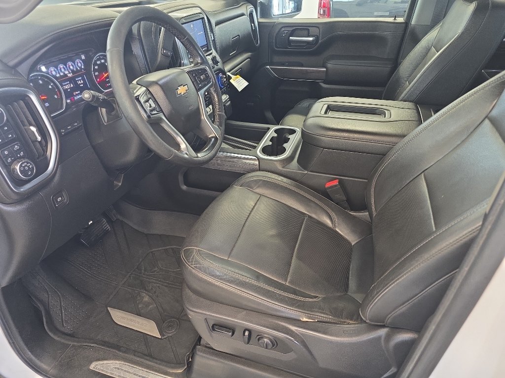 Used 2020 Chevrolet Silverado 3500 LTZ w/ LTZ Plus Package AWD/4WD image 14