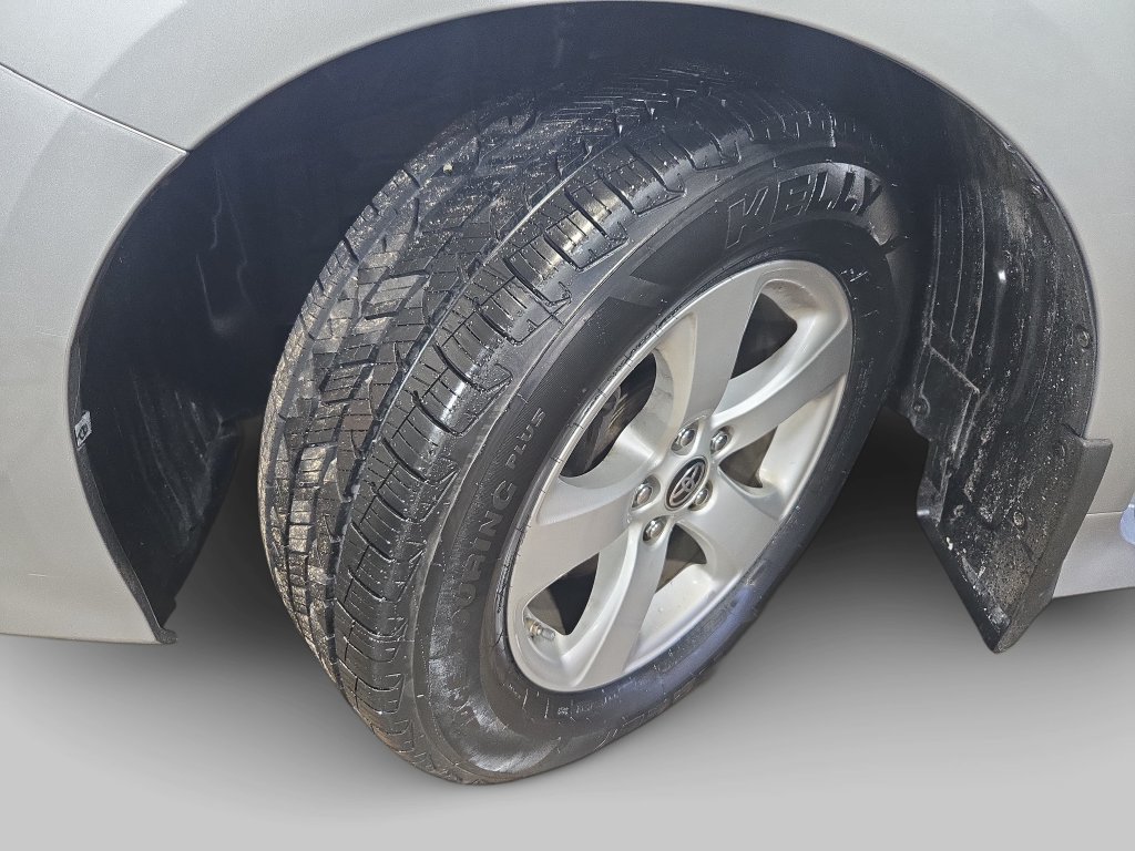 Used 2020 Toyota Sienna L FWD image 33