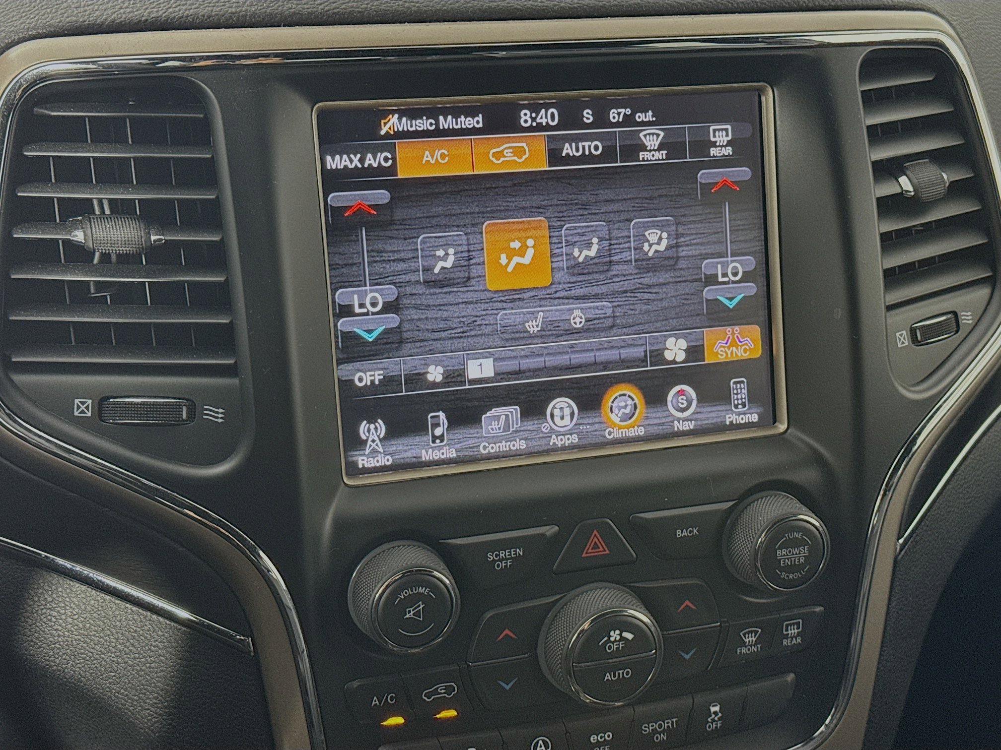 Used 2017 Jeep Grand Cherokee Limited AWD/4WD image 16