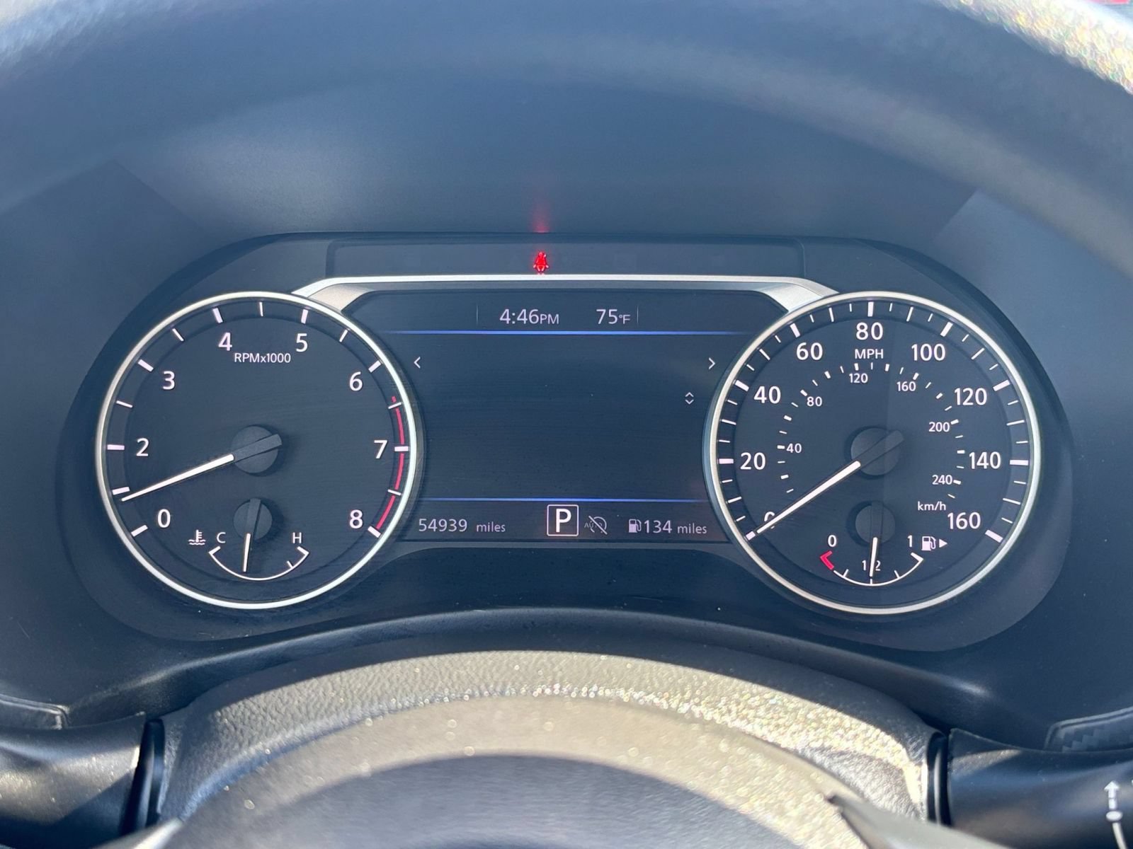 Used 2025 Nissan Sentra SV FWD image 39
