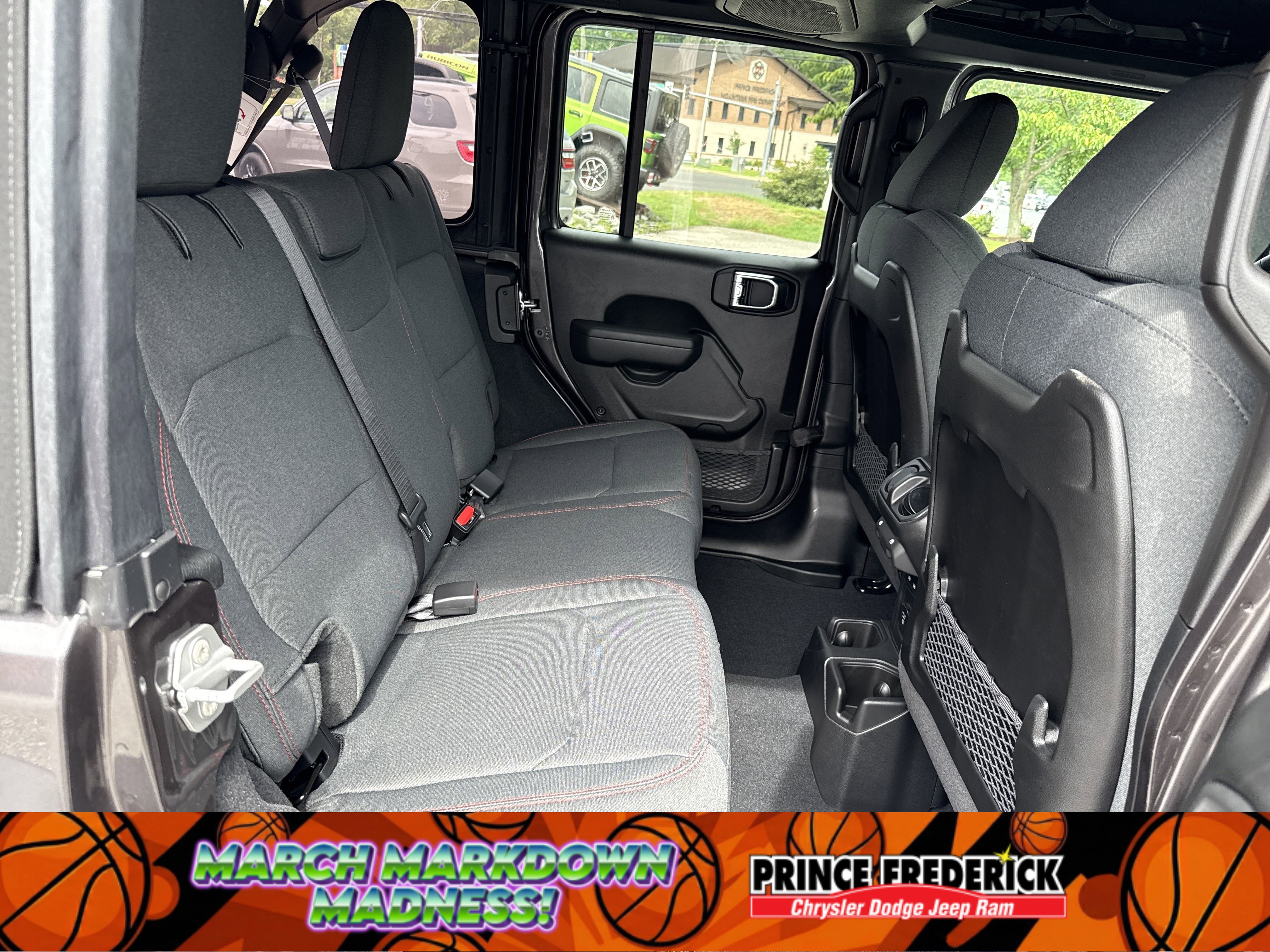 New 2025 Jeep Wrangler Unlimited Rubicon image 12