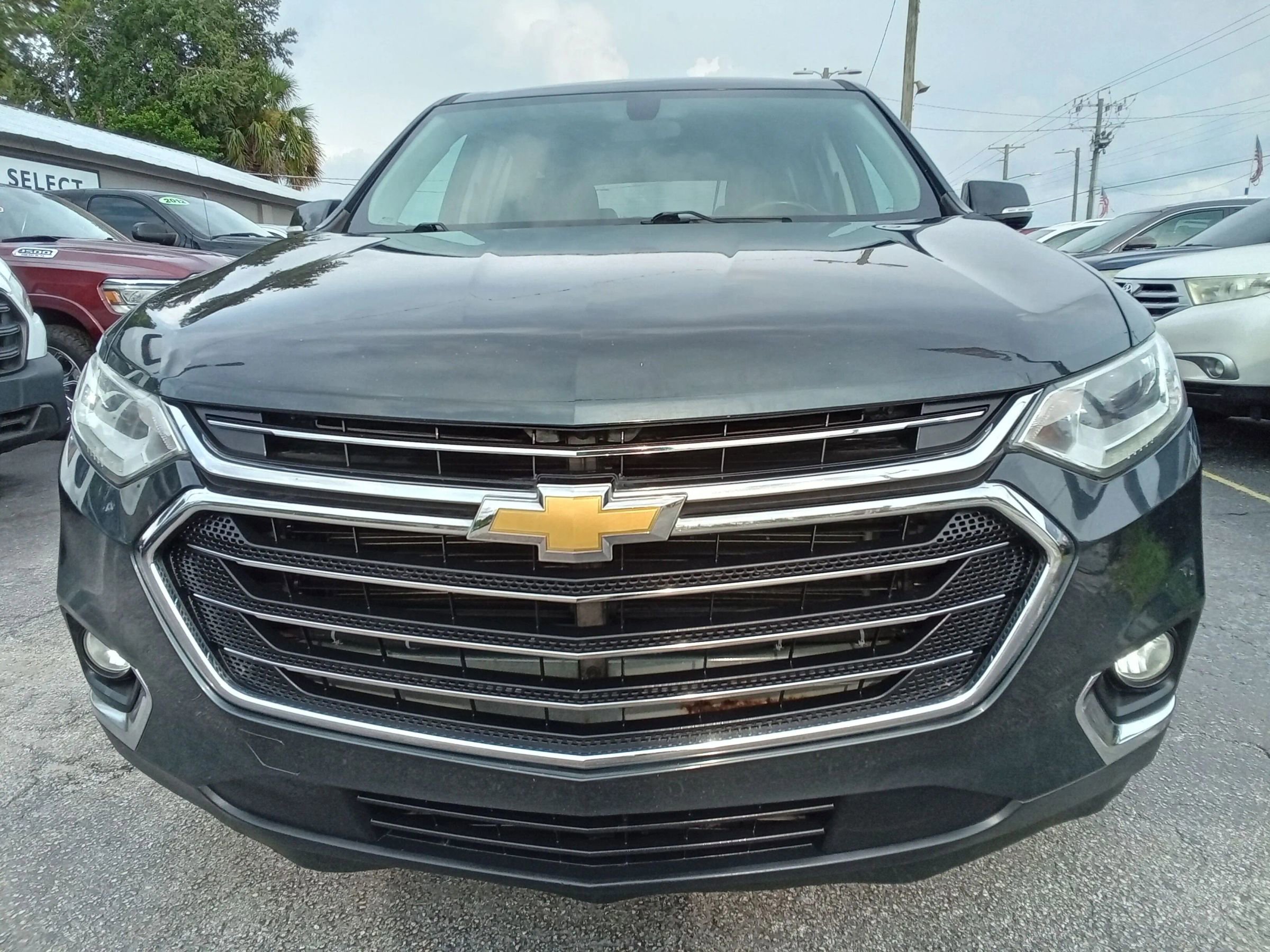 Used 2018 Chevrolet Traverse LT image 3