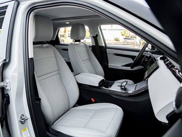 Used 2025 Land Rover Range Rover Evoque S image 26