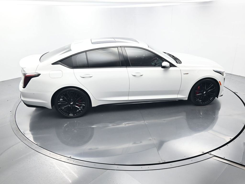 Used 2022 Cadillac CT5 V w/ Platinum Package RWD image 40