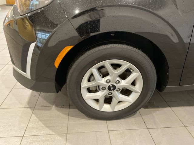 Used 2025 Kia Soul LX w/ LX Technology Package FWD image 8