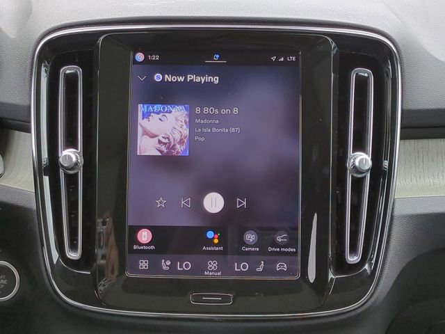 Certified 2024 Volvo XC40 B5 Core AWD/4WD image 14