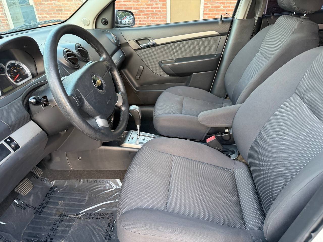 Used 2008 Chevrolet Aveo LS FWD image 12