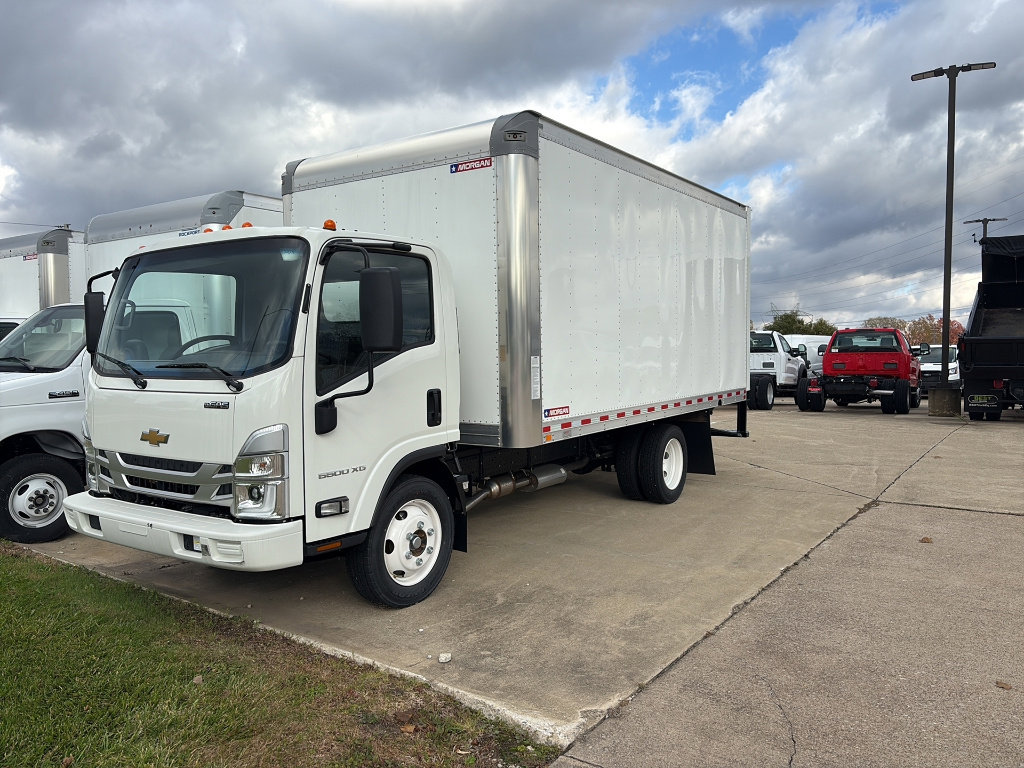 New 2025 Chevrolet Low Cab Forward 5500XG RWD image 2