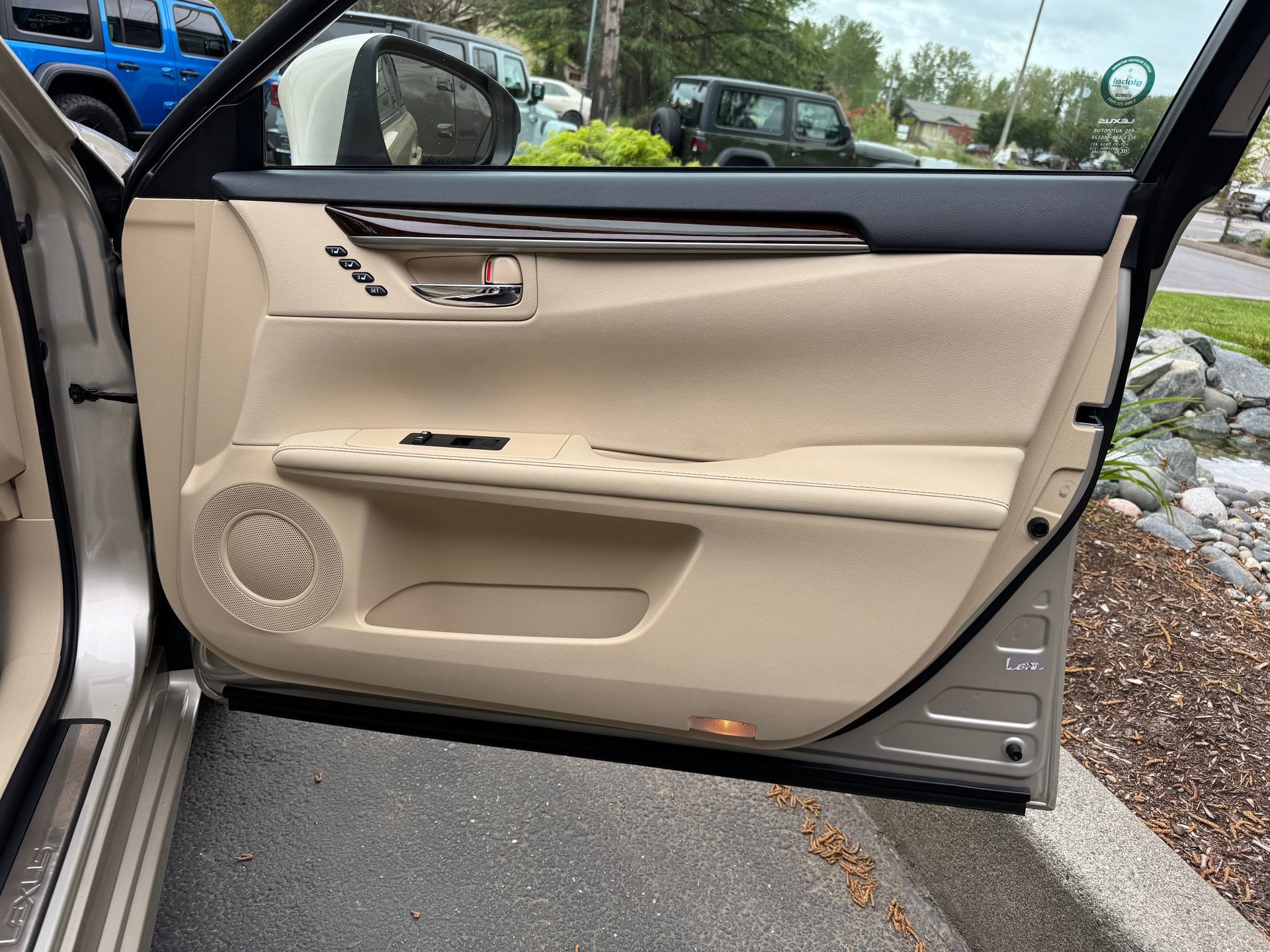 Used 2013 Lexus ES 350 image 48