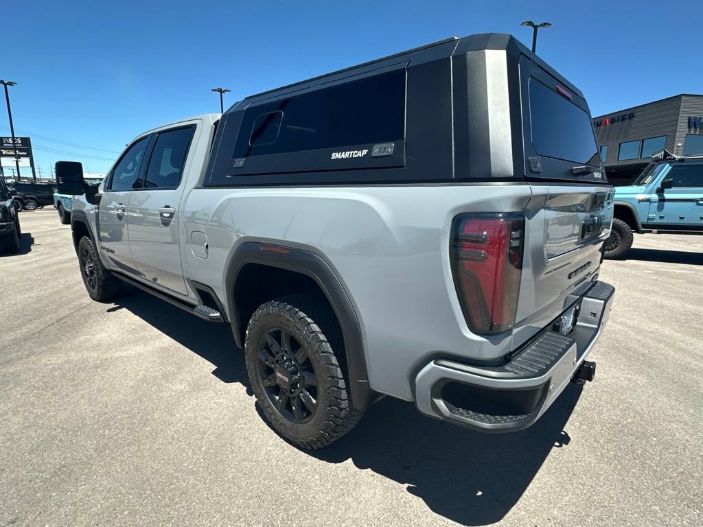 Used 2024 GMC Sierra 3500 AT4 w/ AT4 Premium Plus Package AWD/4WD image 10