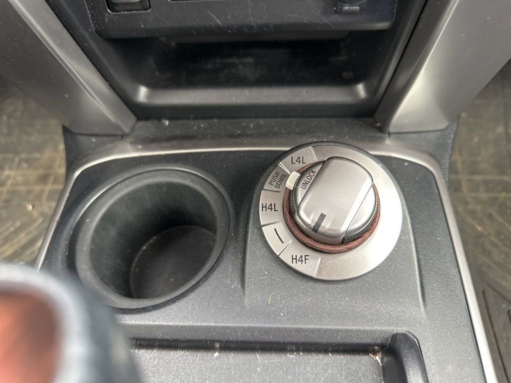 Used 2015 Toyota 4Runner Limited image 25
