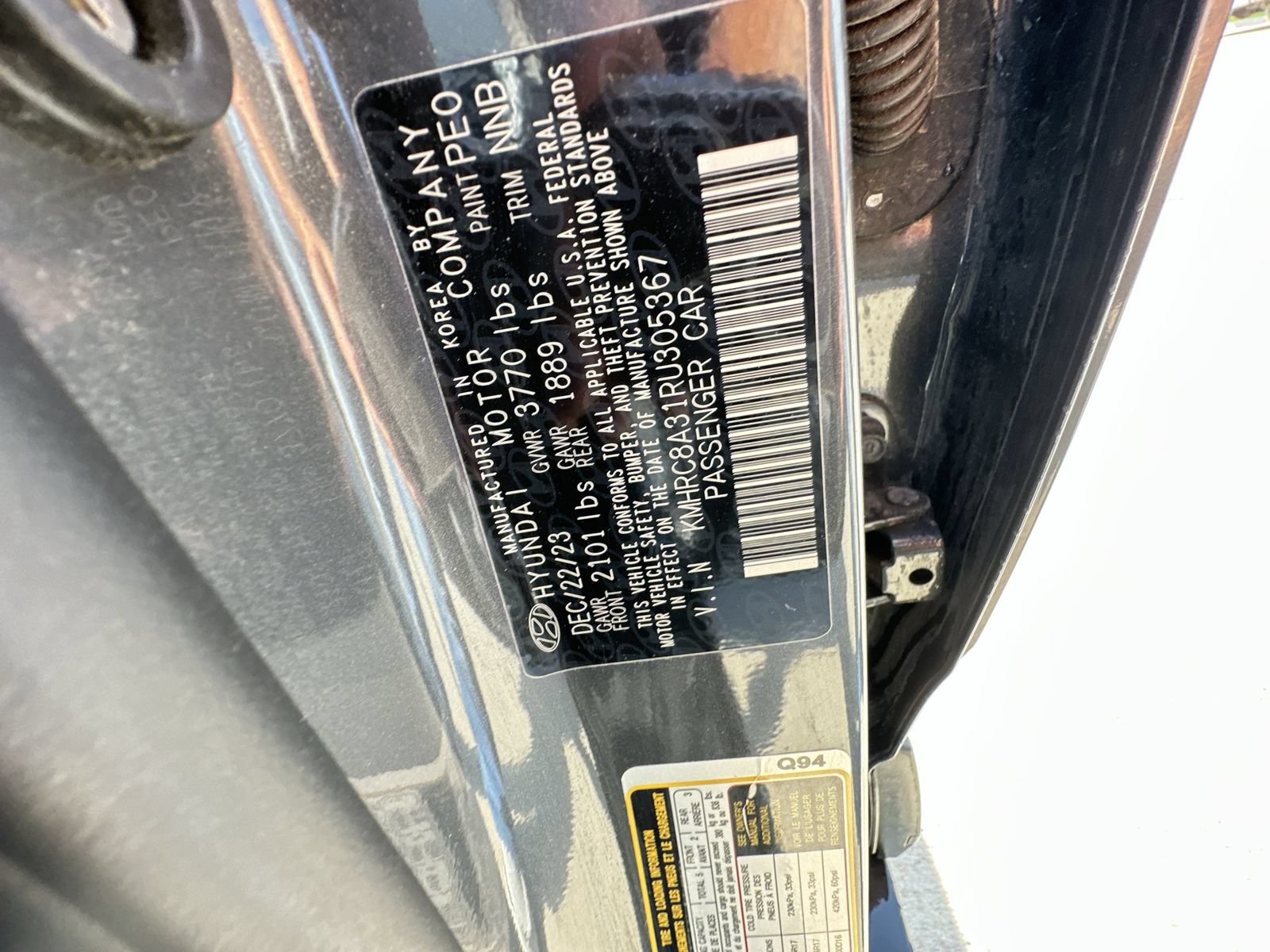 Used 2024 Hyundai Venue Limited FWD image 32