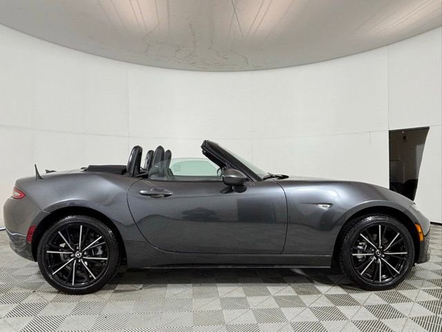 Used 2024 MAZDA MX-5 Miata Grand Touring RWD image 7