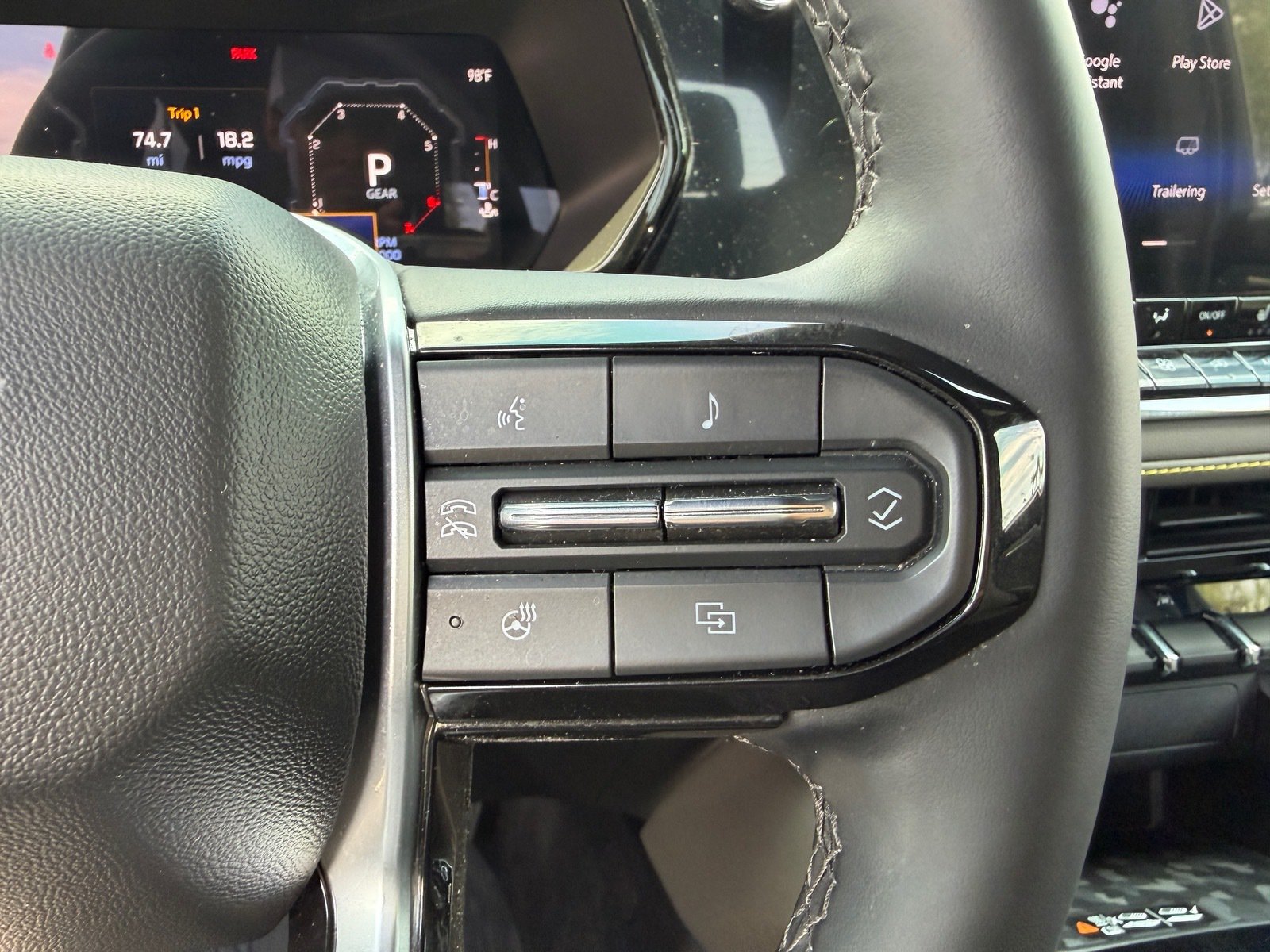 Used 2024 Chevrolet Colorado ZR2 w/ ZR2 Convenience Package III AWD/4WD image 20