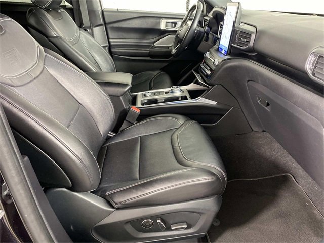 Used 2020 Ford Explorer ST w/ Premium Technology Package image 12