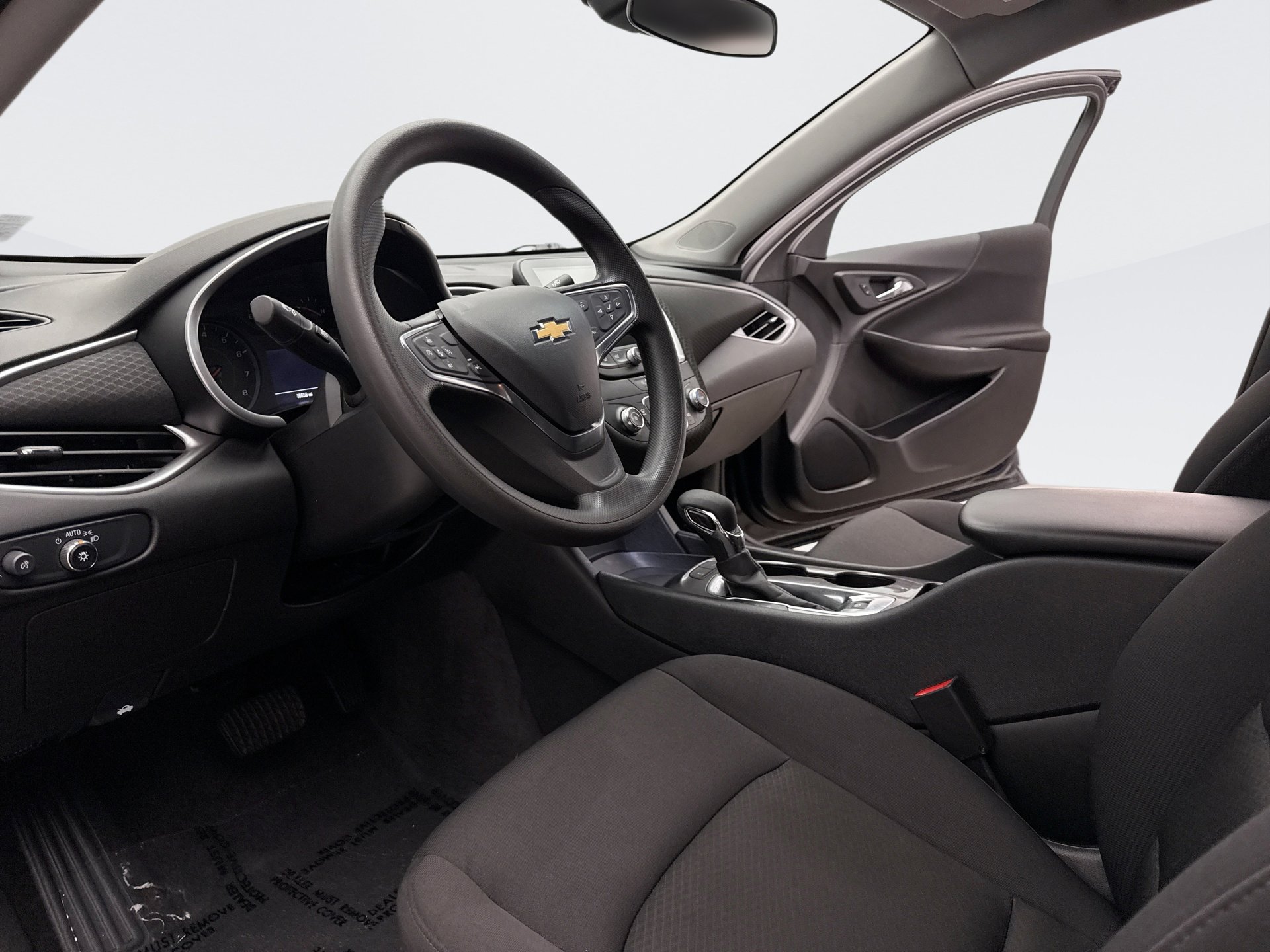Used 2025 Chevrolet Malibu LS FWD image 10