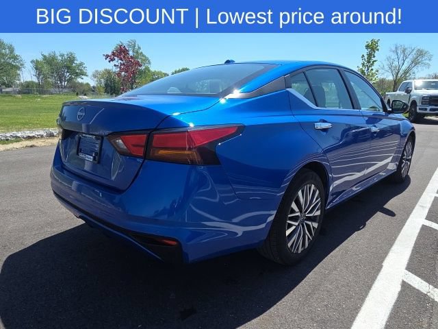 Used 2025 Nissan Altima 2.5 SV FWD image 9