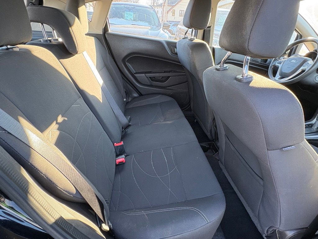 Used 2019 Ford Fiesta SE image 14