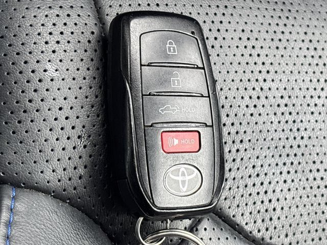 Used 2024 Toyota Tundra Platinum AWD/4WD image 43