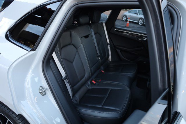 Used 2023 Porsche Macan S image 53