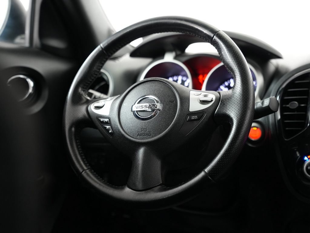Used 2013 Nissan Juke SV AWD/4WD image 11
