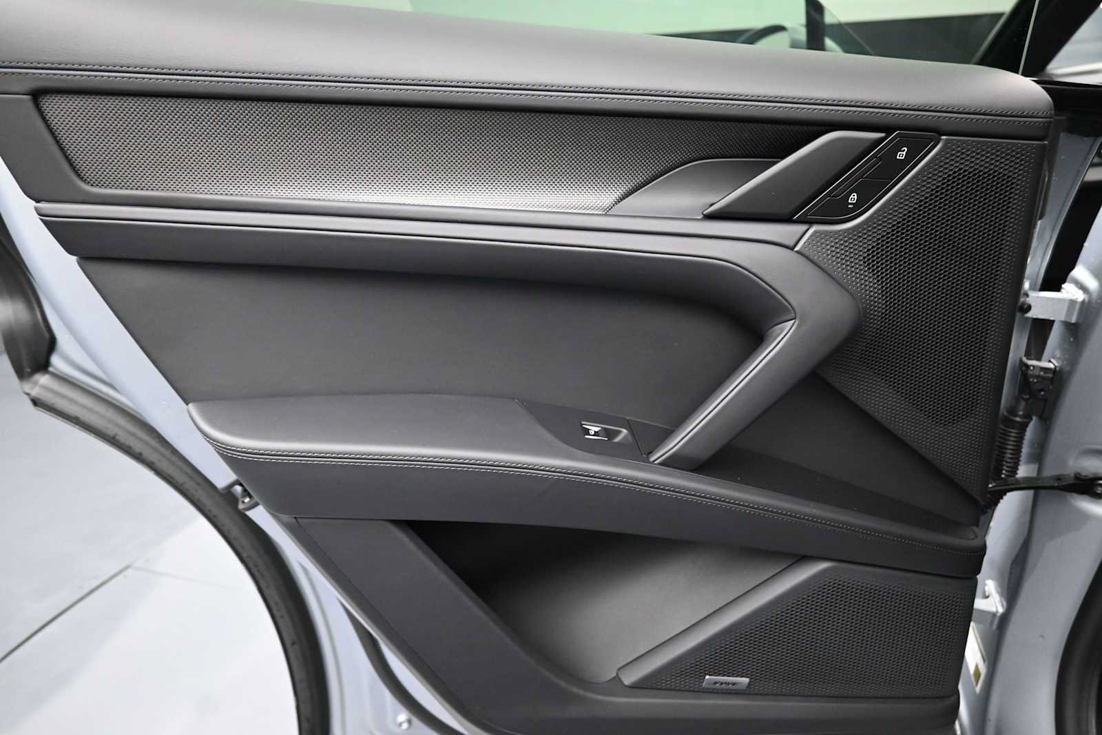 New 2026 Porsche Cayenne S AWD/4WD image 23