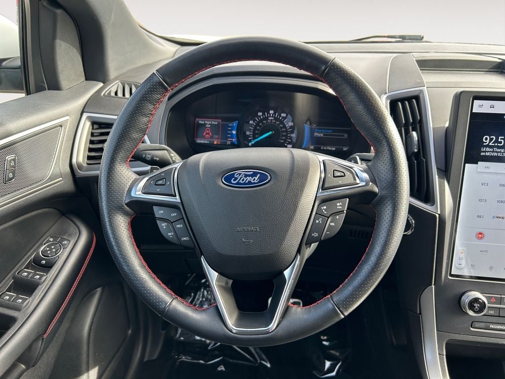 Used 2022 Ford Edge ST-Line w/ Class II Trailer Tow Package AWD/4WD image 14