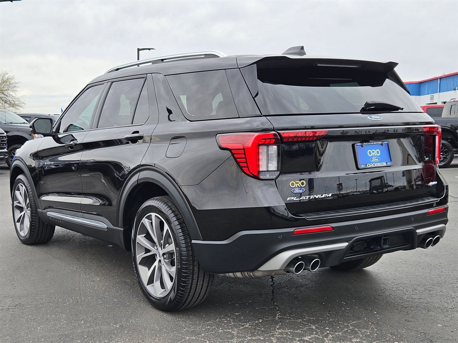 Used 2025 Ford Explorer Platinum w/ Ultimate Package image 8