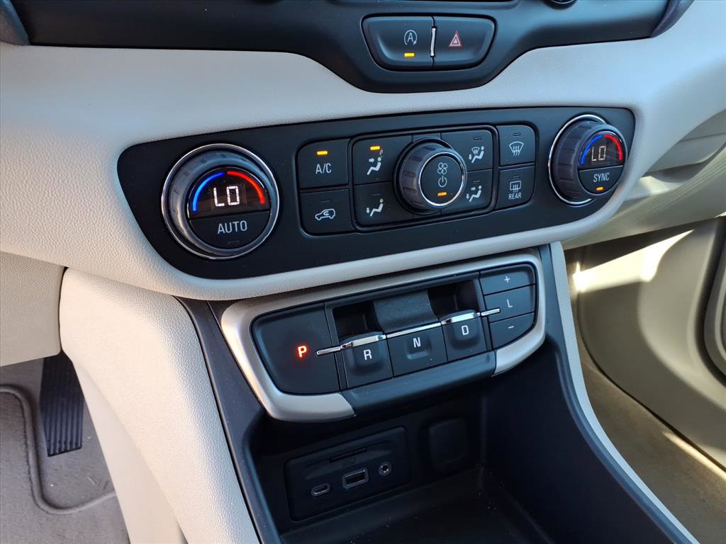 Used 2022 GMC Terrain Denali w/ Denali Premium Package image 10