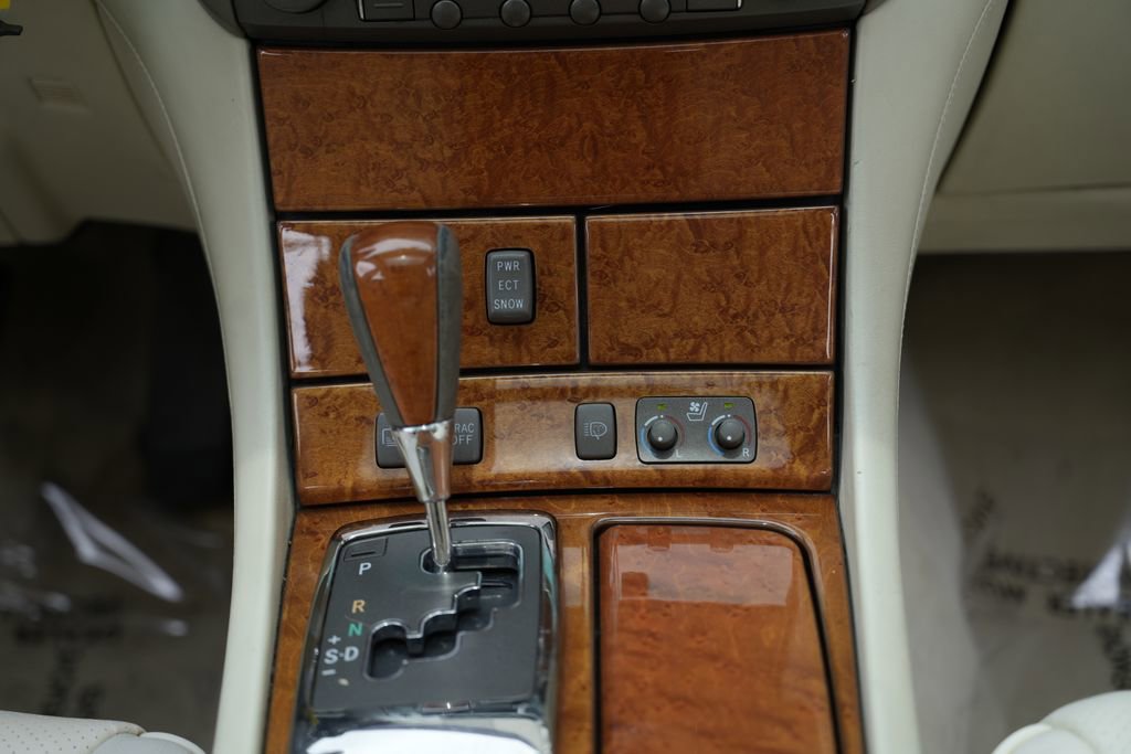 Used 2005 Lexus LS 430 RWD image 40