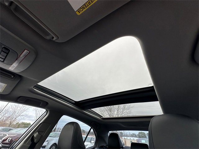 Used 2020 Toyota Camry XSE image 27