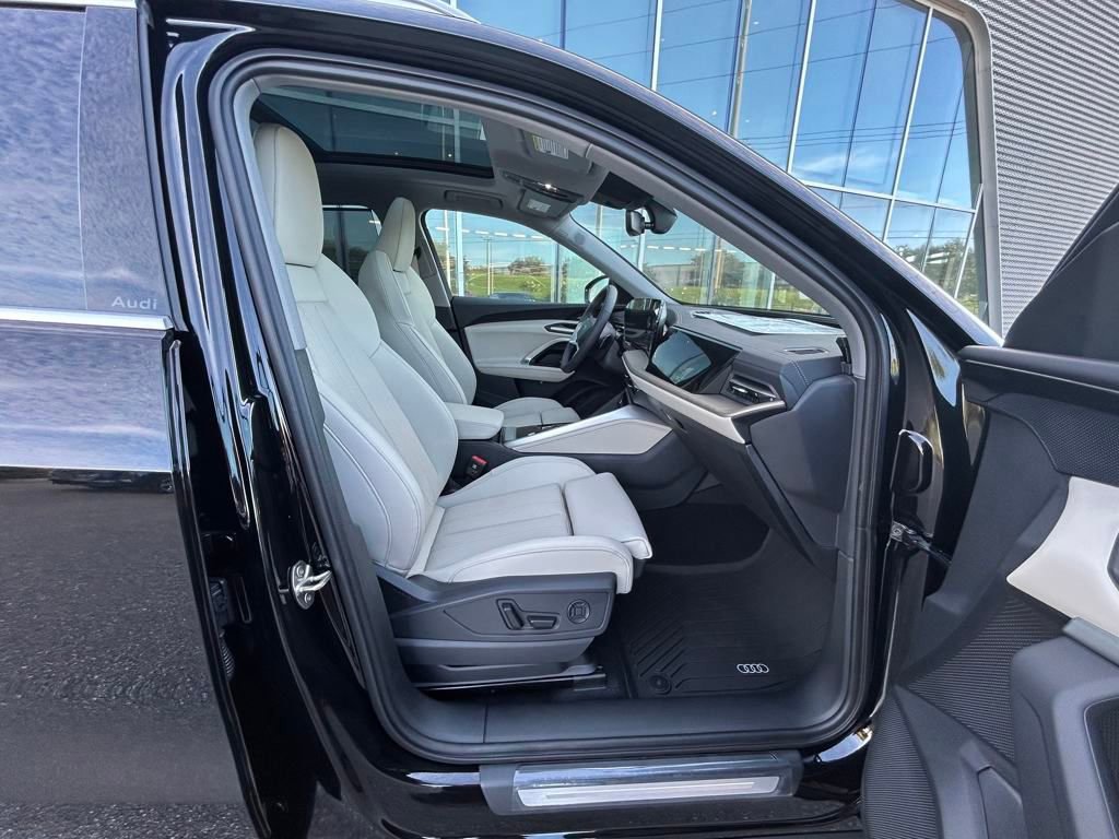 New 2025 Audi Q5 Premium Plus image 39