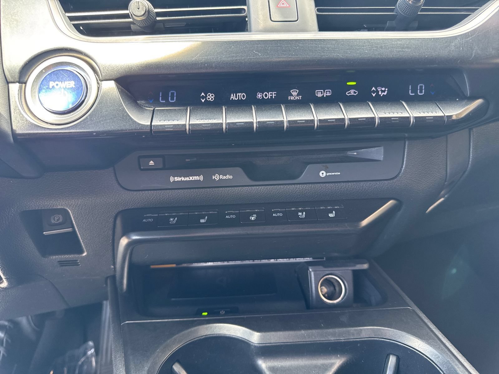 Used 2020 Lexus UX 250h w/ Premium Package AWD/4WD image 27