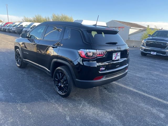 New 2026 Jeep Compass Latitude AWD/4WD image 3