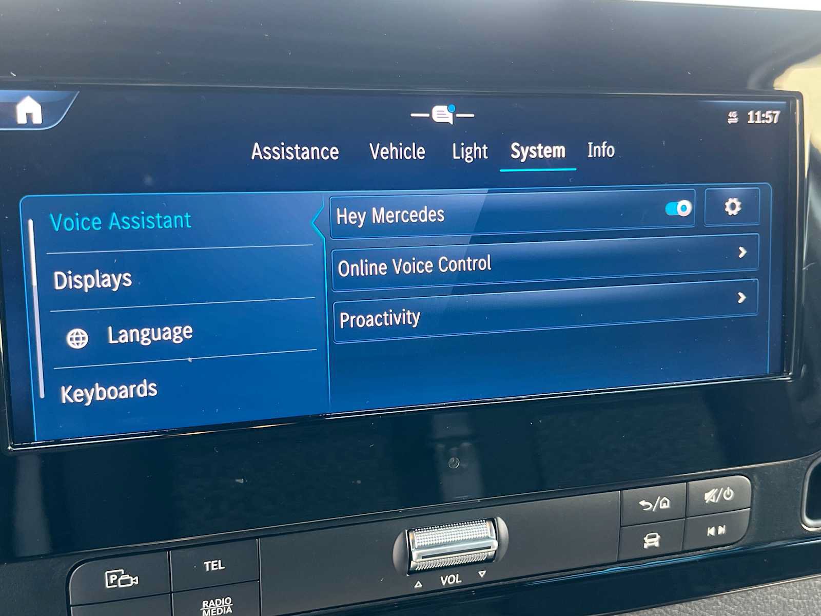 Used 2026 Mercedes-Benz Sprinter 2500 image 38