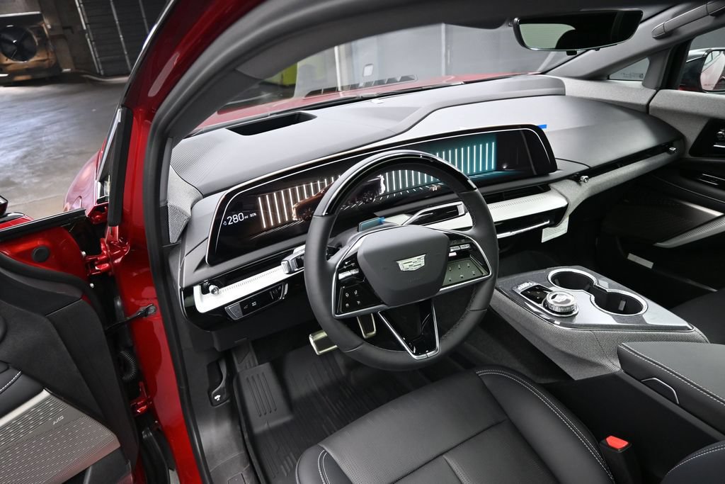 New 2027 Cadillac Optiq Premium Luxury w/ LPO, Floor Liner Package AWD/4WD image 11