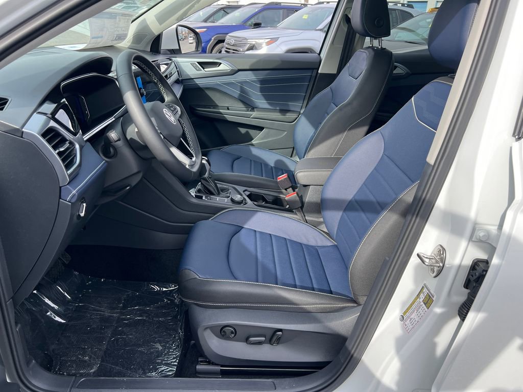 New 2026 Volkswagen Taos SEL image 24