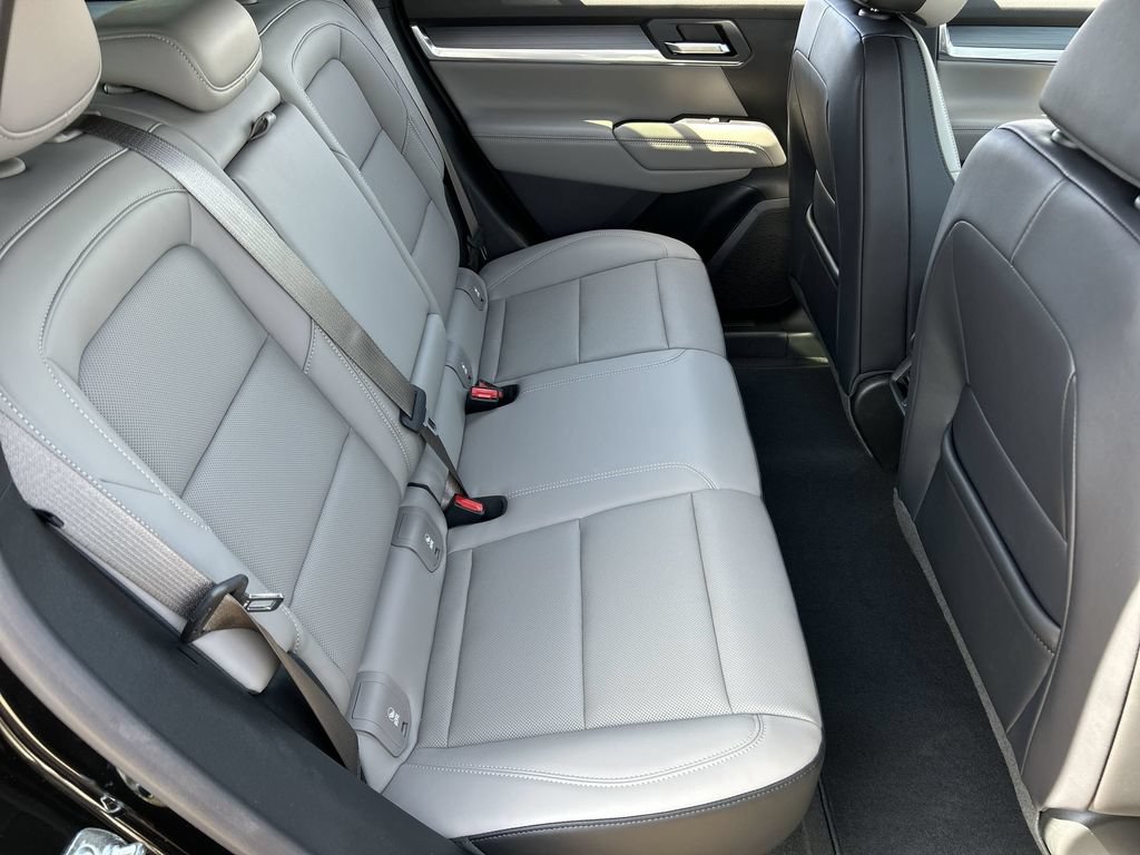 New 2027 GMC Terrain Elevation w/ Elevation Premium Package AWD/4WD image 27