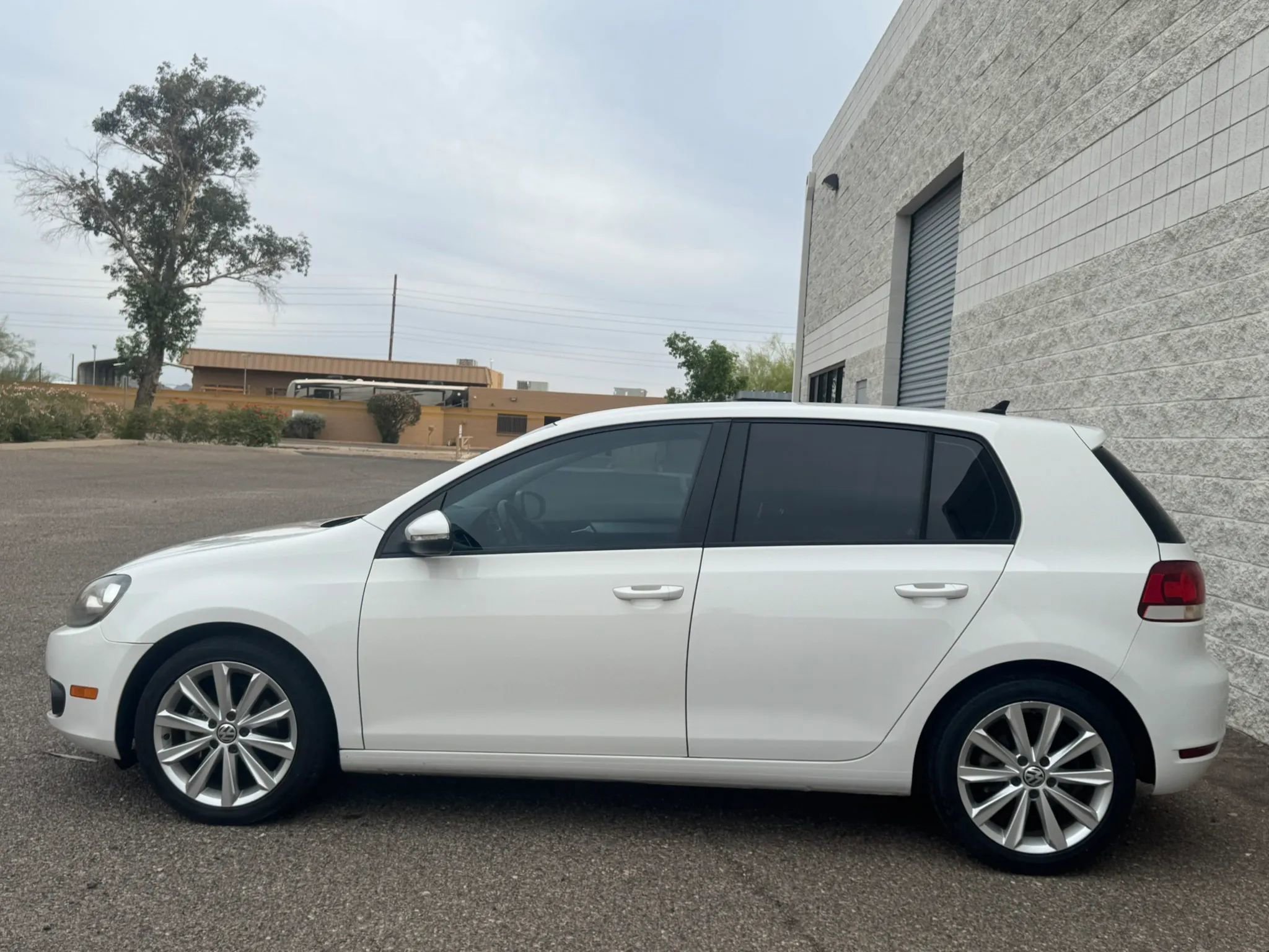 Used 2014 Volkswagen Golf TDI FWD image 5