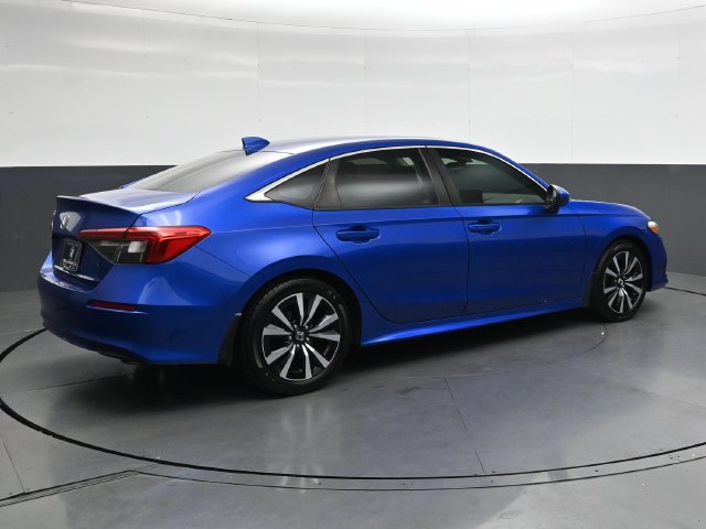 Used 2023 Honda Civic EX image 4
