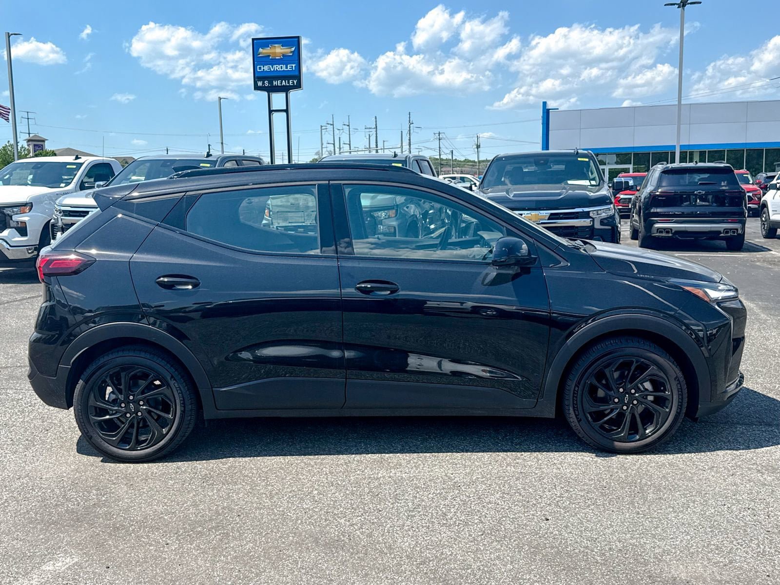 New 2027 Chevrolet Bolt RS w/ Technology Package FWD image 8