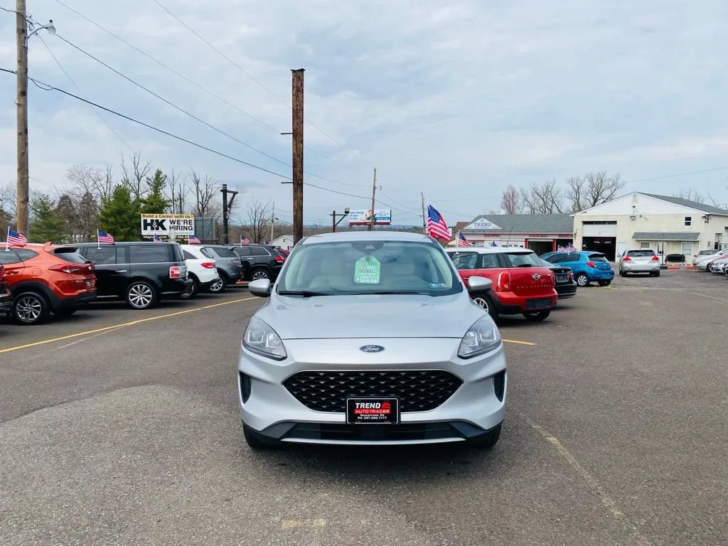 Used 2020 Ford Escape SE image 8